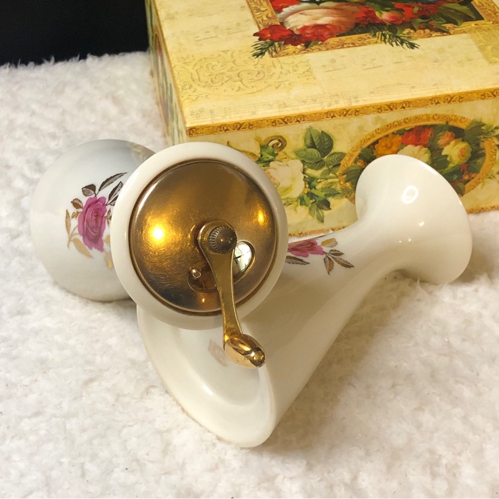 Vintage Lenox Rhodora RARE Salt Mill & Pepper Mill/Grinder Set - Picture 10 of 15